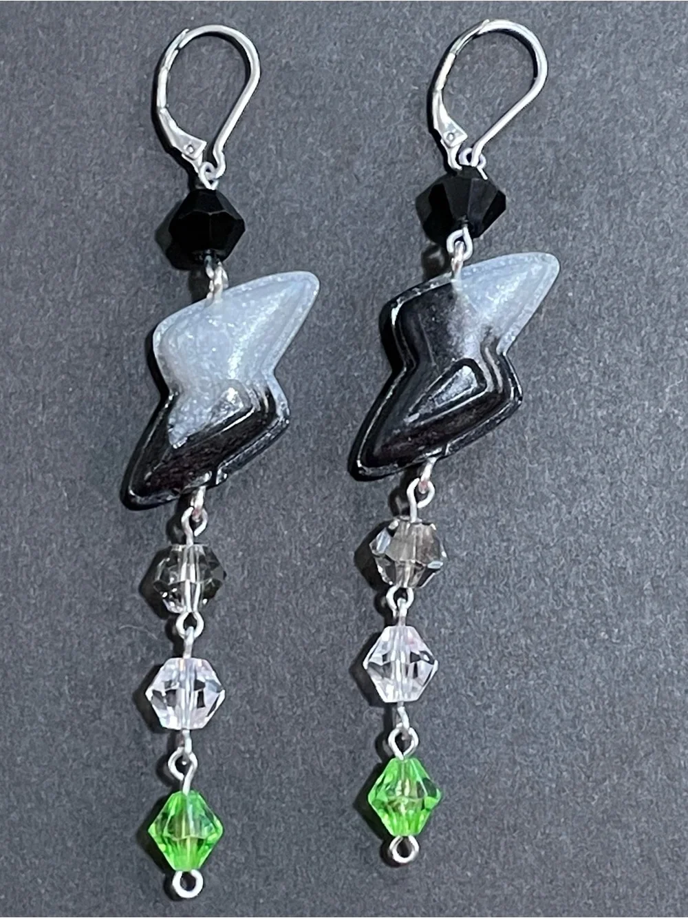 Twisted Wonderland Inspired Groovy Candy Earrings Sebek Zigvolt (Nightmare Suit)